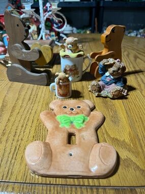 Plush-Look Brown Teddy Bear Night Light Cover with Green Bow plus 6 Other Bears